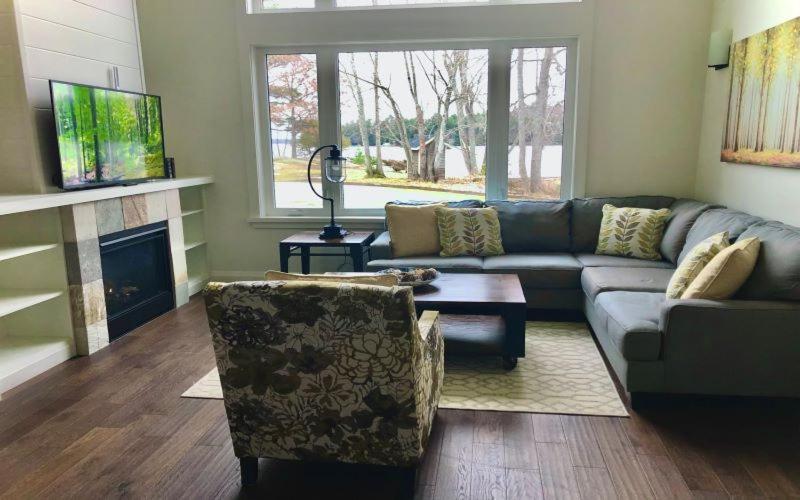Villas Of Muskoka - Duplex Villa 3A Bracebridge Bagian luar foto